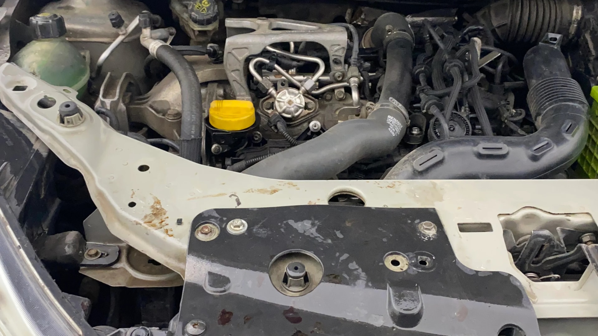 View 2021 Nissan Kicks 1.3 Turbo XV CVT Image 3 Used 2021 Nissan Kicks 1.3 Turbo XV CVT Image 3