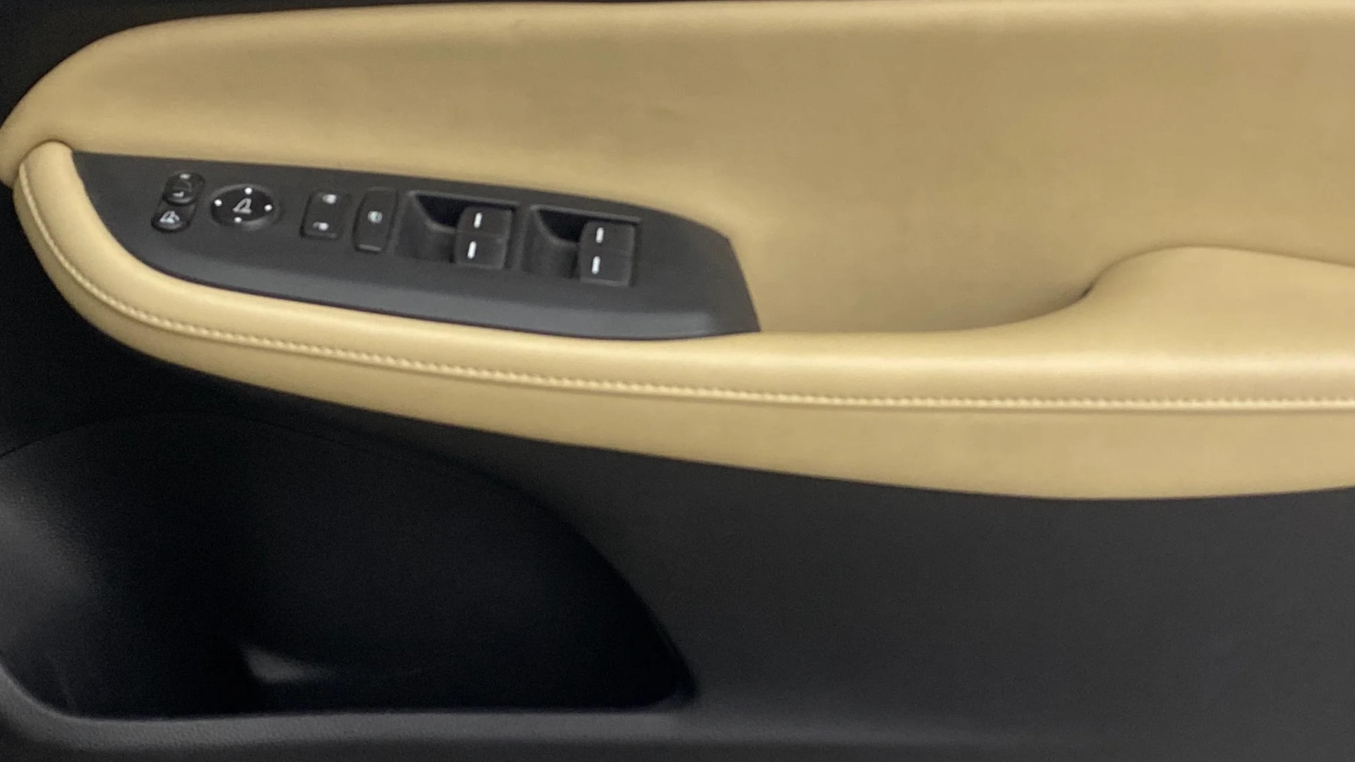View 2022 Honda City ZX CVT Image 35 Used 2022 Honda City ZX CVT Image 35