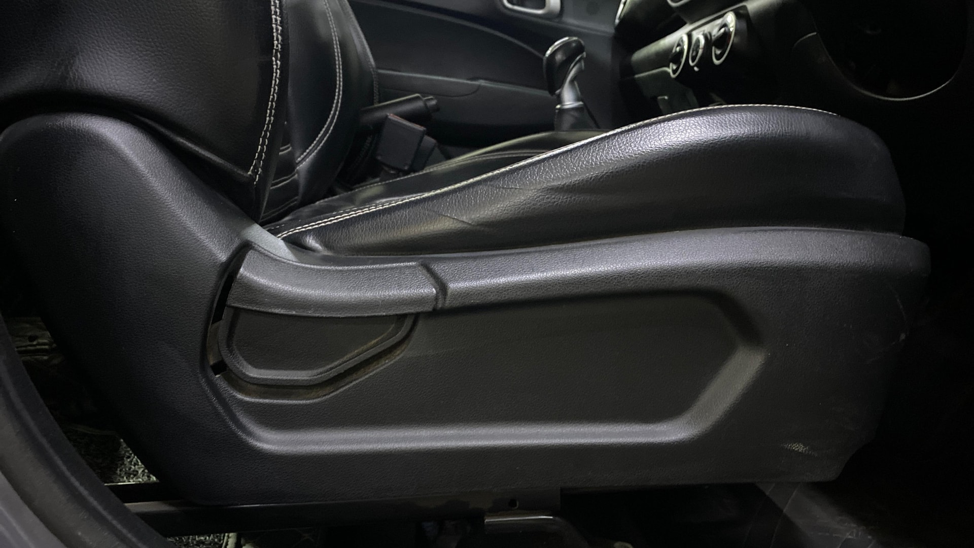 View 2019 Hyundai Venue E 1.2 Petrol BS IV Image 18 Used 2019 Hyundai Venue E 1.2 Petrol BS IV Image 18