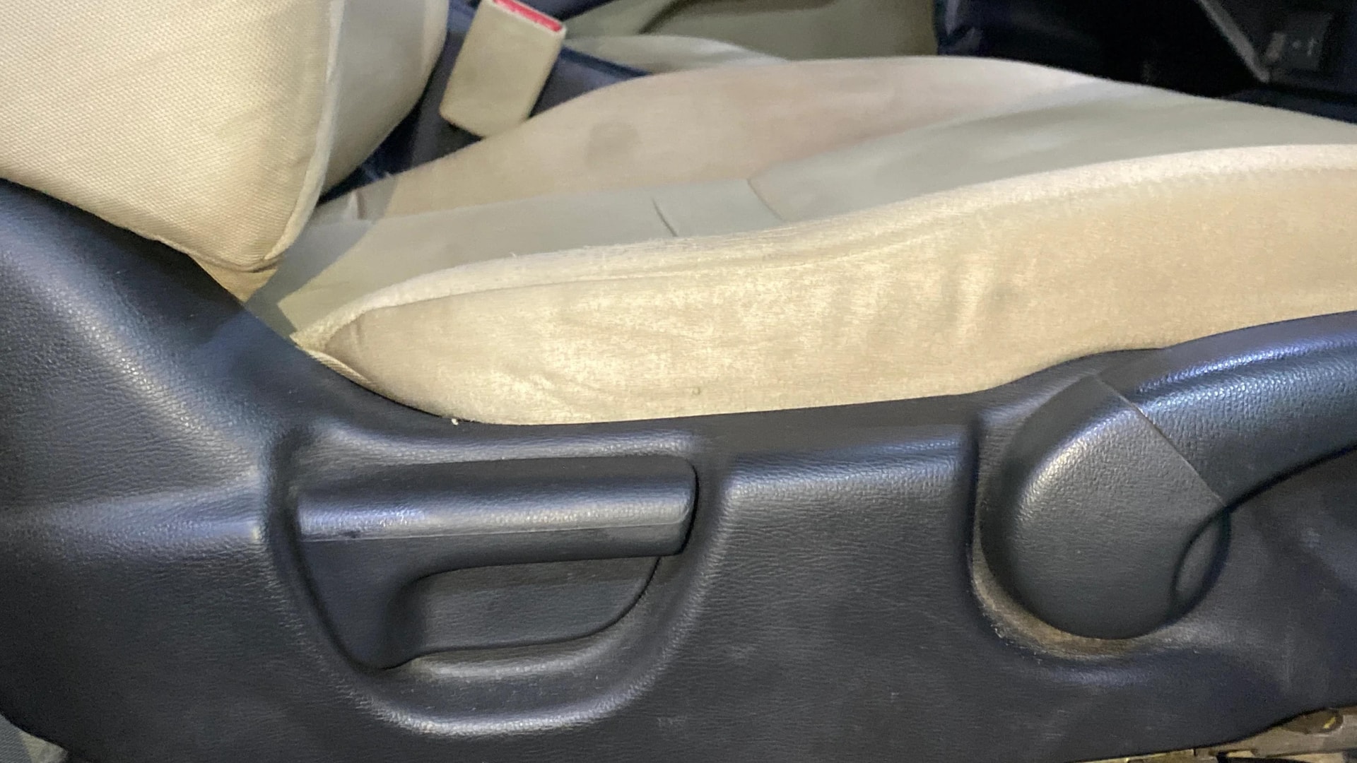 View 2015 Honda City ZX MT Diesel Anniversary Edition Image 11 Used 2015 Honda City ZX MT Diesel Anniversary Edition Image 11
