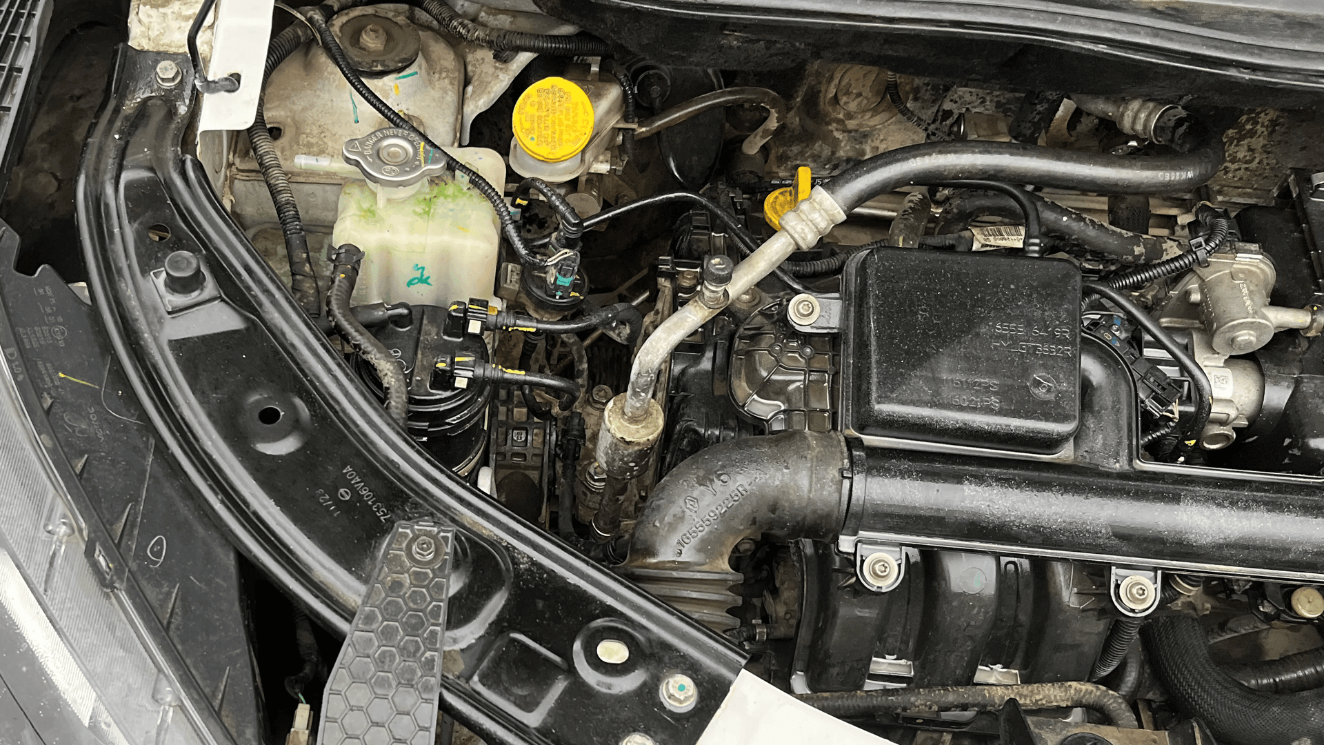 View 2023 Nissan Magnite XE Image 3 Used 2023 Nissan Magnite XE Image 3