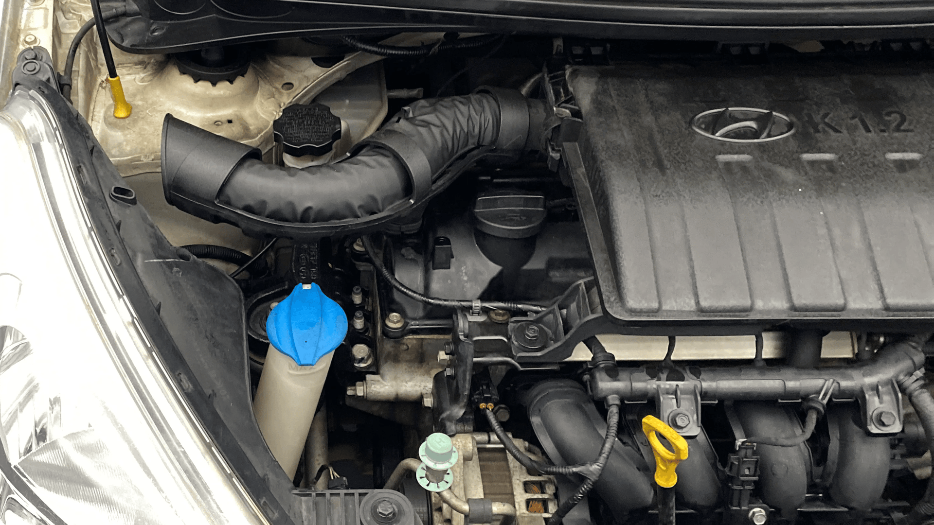 View 2017 Hyundai Grand i10 Sportz 1.2 Kappa Image 3 Used 2017 Hyundai Grand i10 Sportz 1.2 Kappa Image 3