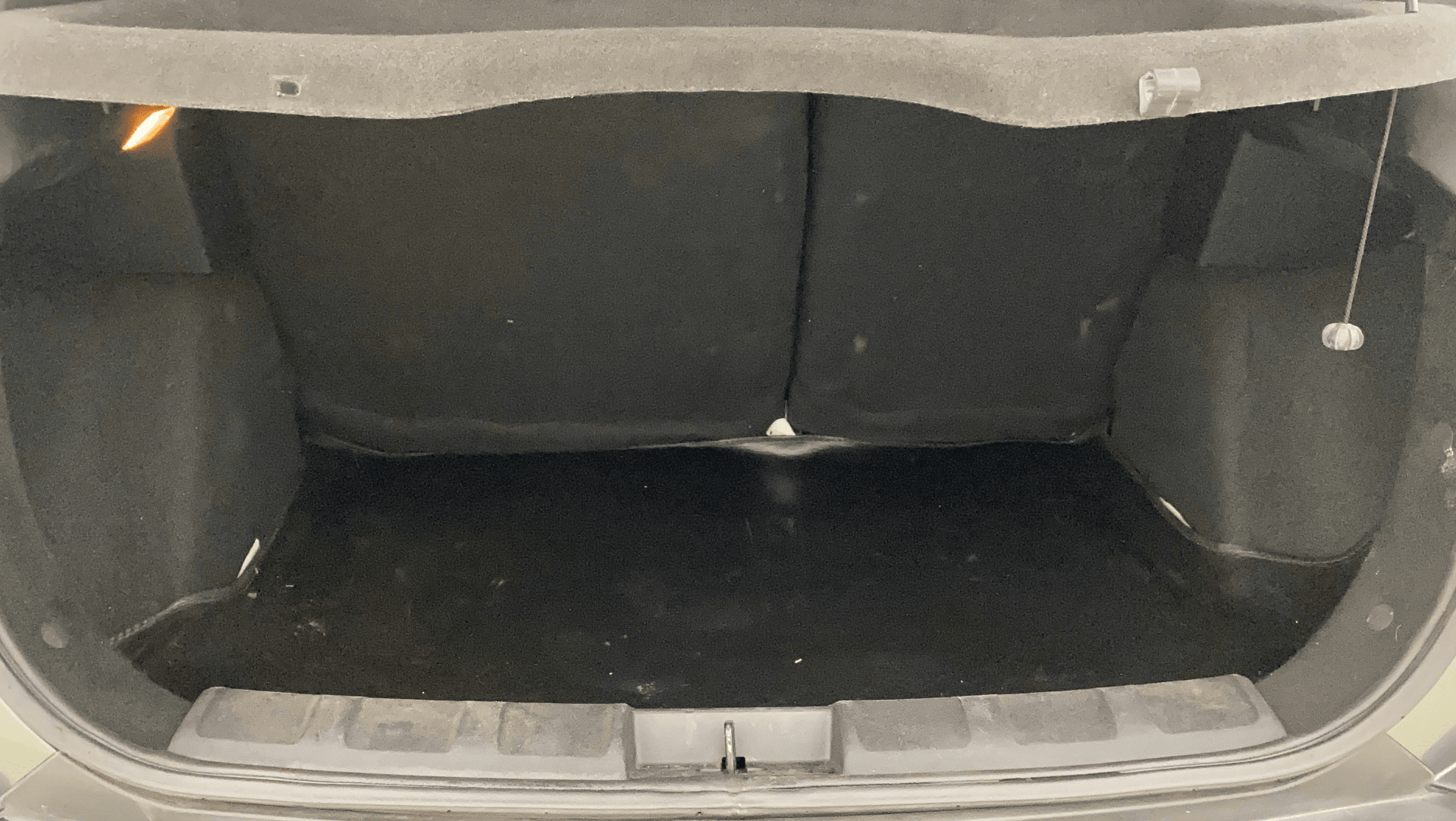 View 2022 Tata Nexon XZ Plus Diesel Image 10 Used 2022 Tata Nexon XZ Plus Diesel Image 10