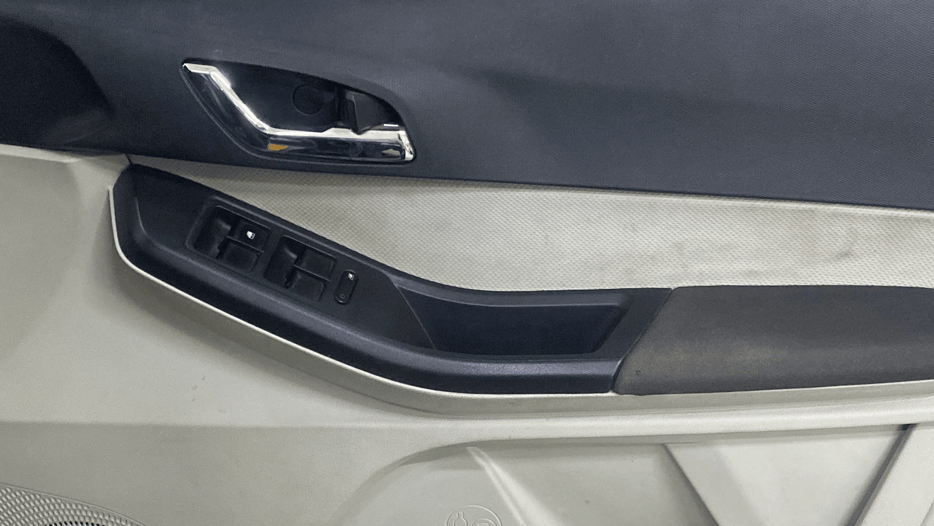 View 2023 Tata Tigor XE Diesel Image 37 Used 2023 Tata Tigor XE Diesel Image 37