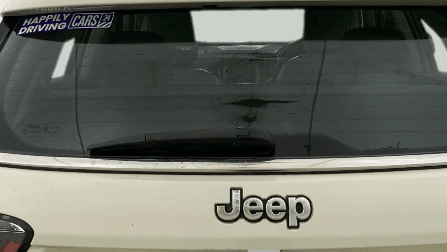 View 2019 Jeep Compass Limited 1.4 Multi AIR Petrol DDCT AT BS IV Image 43 Used 2019 Jeep Compass Limited 1.4 Multi AIR Petrol DDCT AT BS IV Image 43