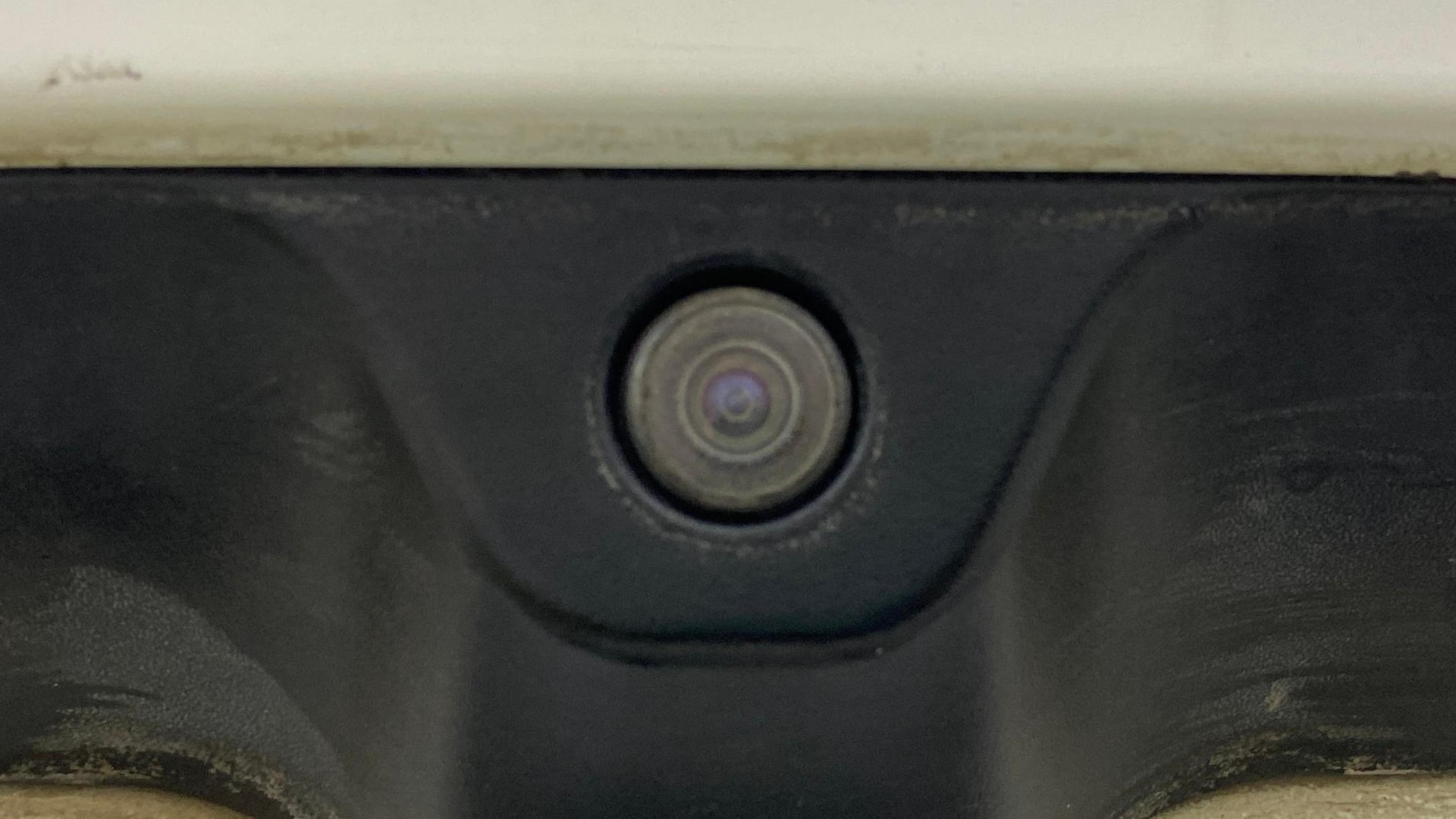 View 2019 Jeep Compass Limited 1.4 Multi AIR Petrol DDCT AT BS IV Image 23 Used 2019 Jeep Compass Limited 1.4 Multi AIR Petrol DDCT AT BS IV Image 23