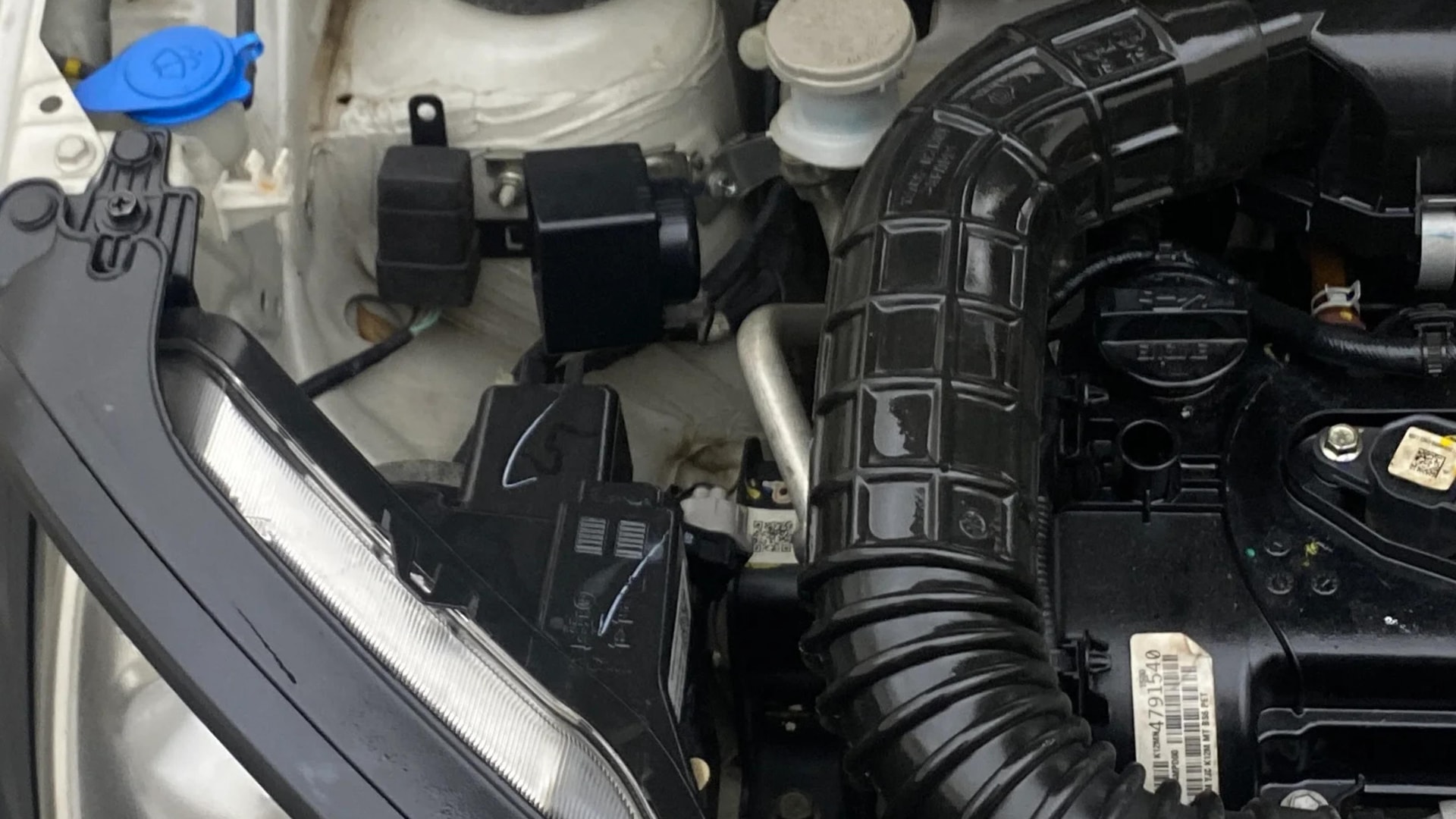 View 2022 Maruti Suzuki 1000 Base Variant Image 3 Used 2022 Maruti Suzuki 1000 Base Variant Image 3