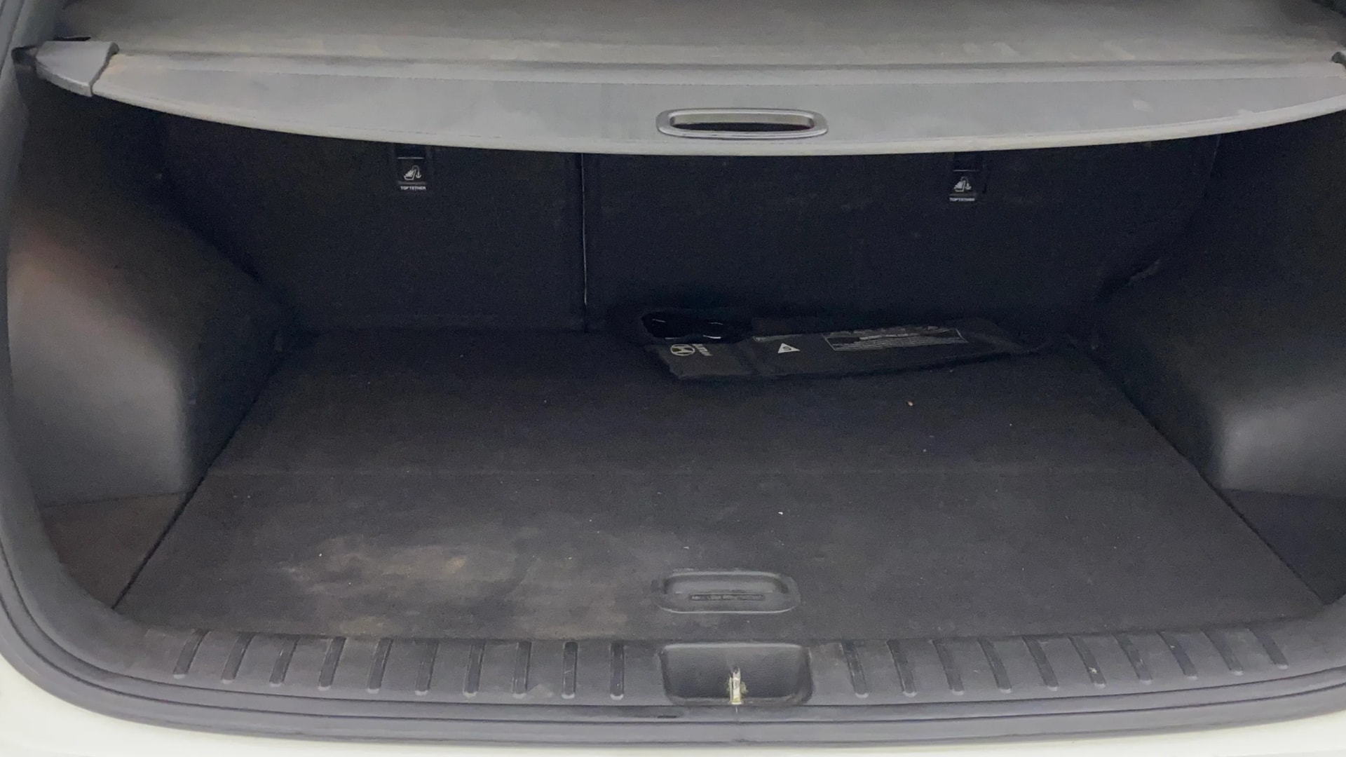 View 2018 Hyundai Tucson R 2.0 6-Speed Automatic GL BS IV Image 7 Used 2018 Hyundai Tucson R 2.0 6-Speed Automatic GL BS IV Image 7