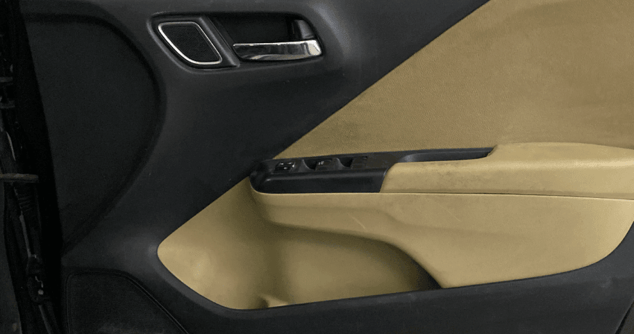 View 2017 Honda City ZX MT Diesel Anniversary Edition Image 33 Used 2017 Honda City ZX MT Diesel Anniversary Edition Image 33
