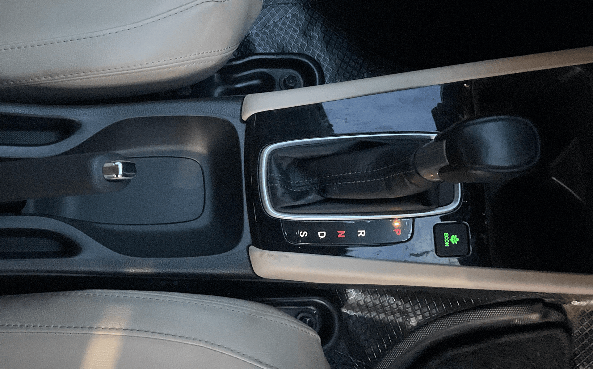 View 2022 Honda City ZX MT Diesel Anniversary Edition Image 40 Used 2022 Honda City ZX MT Diesel Anniversary Edition Image 40