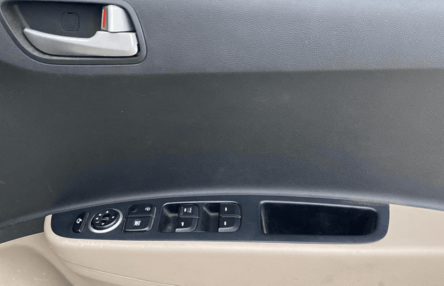 View Hyundai Grand i10 Image 33 Used Hyundai Grand i10 Image 33