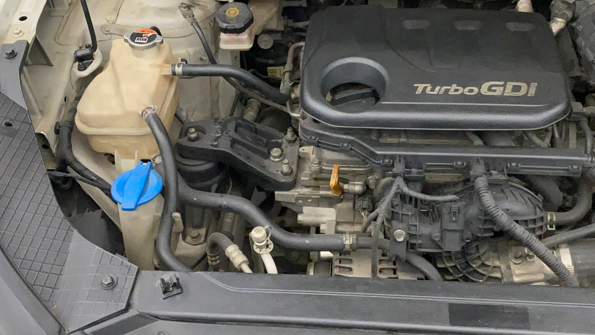 View 2021 Hyundai Venue S 1.0 Petrol AT Image 3 Used 2021 Hyundai Venue S 1.0 Petrol AT Image 3