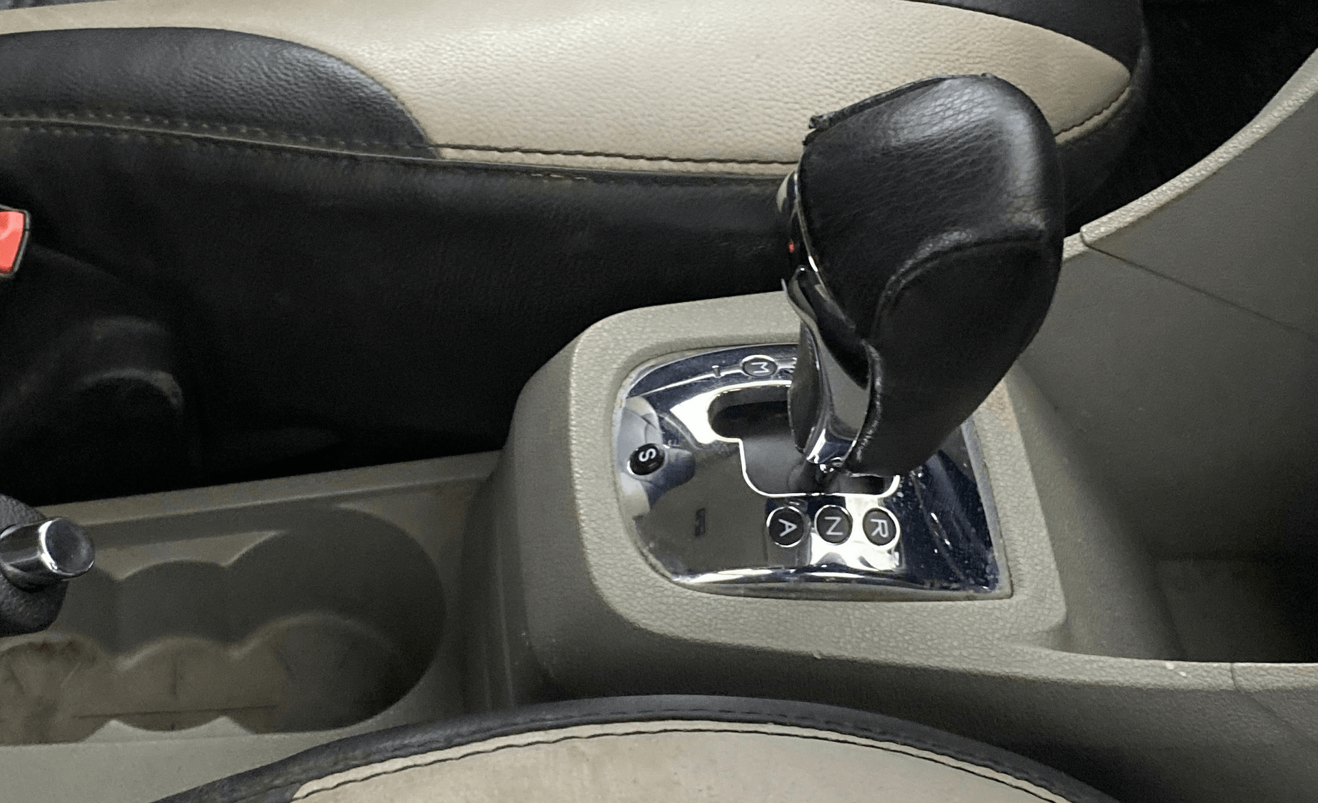 View 2018 Tata Tiago Revotorq XB Image 37 Used 2018 Tata Tiago Revotorq XB Image 37