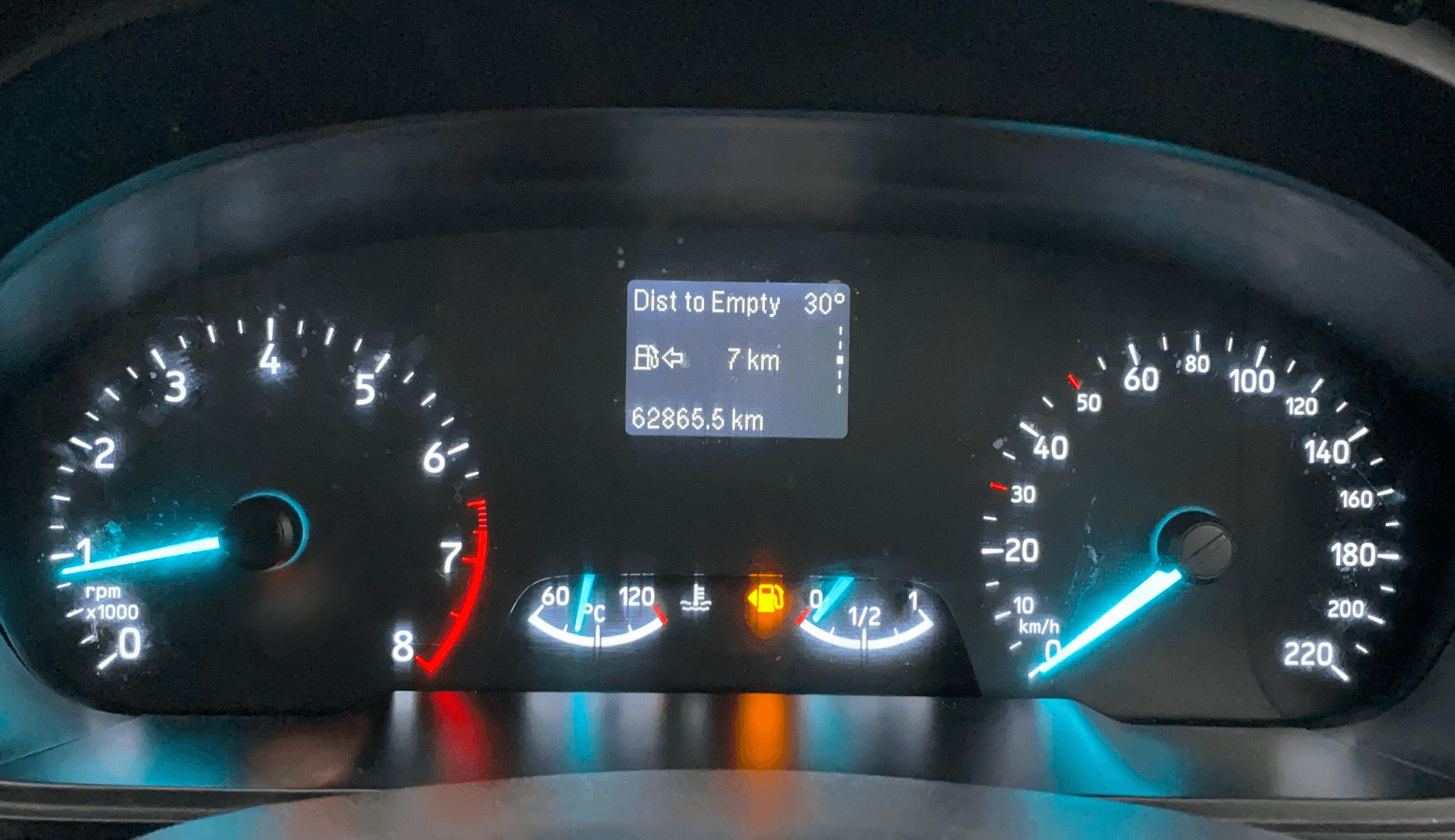 View 2019 Ford EcoSport 1.5 TDCi Diesel Ambiente BS IV Image 33 Used 2019 Ford EcoSport 1.5 TDCi Diesel Ambiente BS IV Image 33