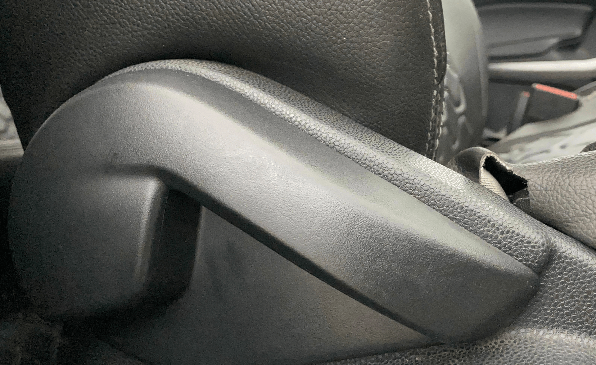 View 2019 Ford EcoSport 1.5 TDCi Diesel Ambiente BS IV Image 18 Used 2019 Ford EcoSport 1.5 TDCi Diesel Ambiente BS IV Image 18