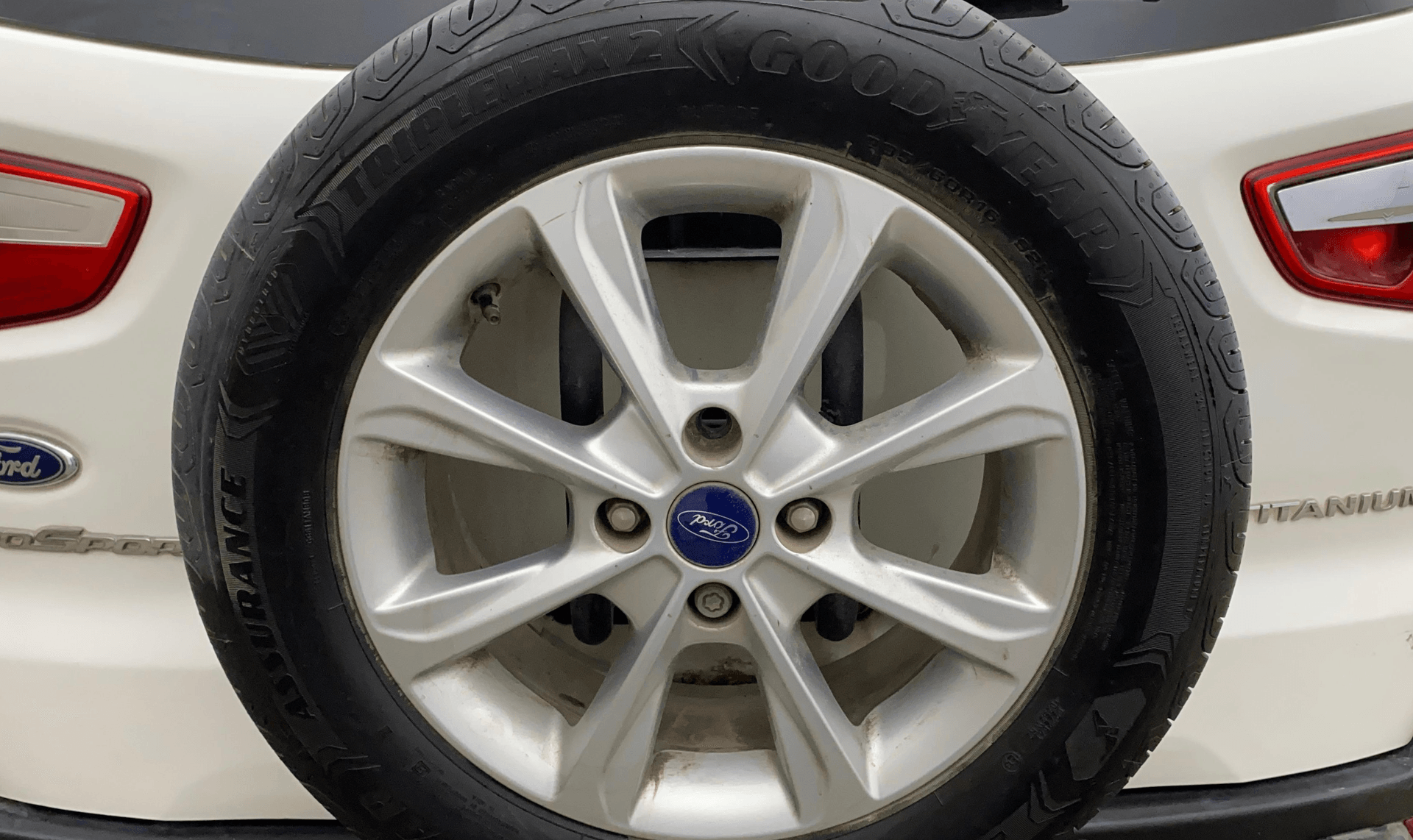 View 2019 Ford EcoSport 1.5 TDCi Diesel Ambiente BS IV Image 24 Used 2019 Ford EcoSport 1.5 TDCi Diesel Ambiente BS IV Image 24
