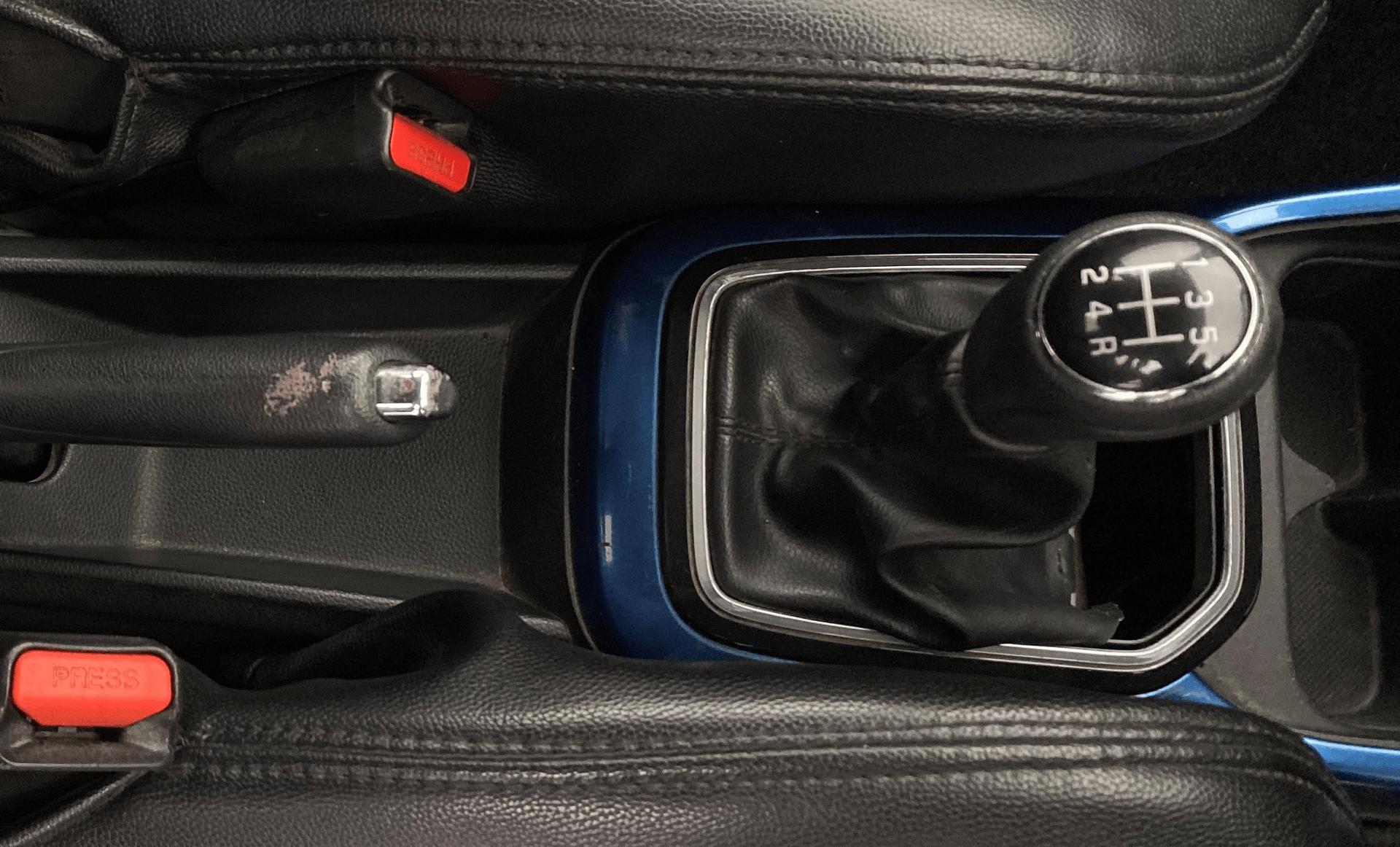 View 2019 Maruti Suzuki 1000 Base Variant Image 39 Used 2019 Maruti Suzuki 1000 Base Variant Image 39