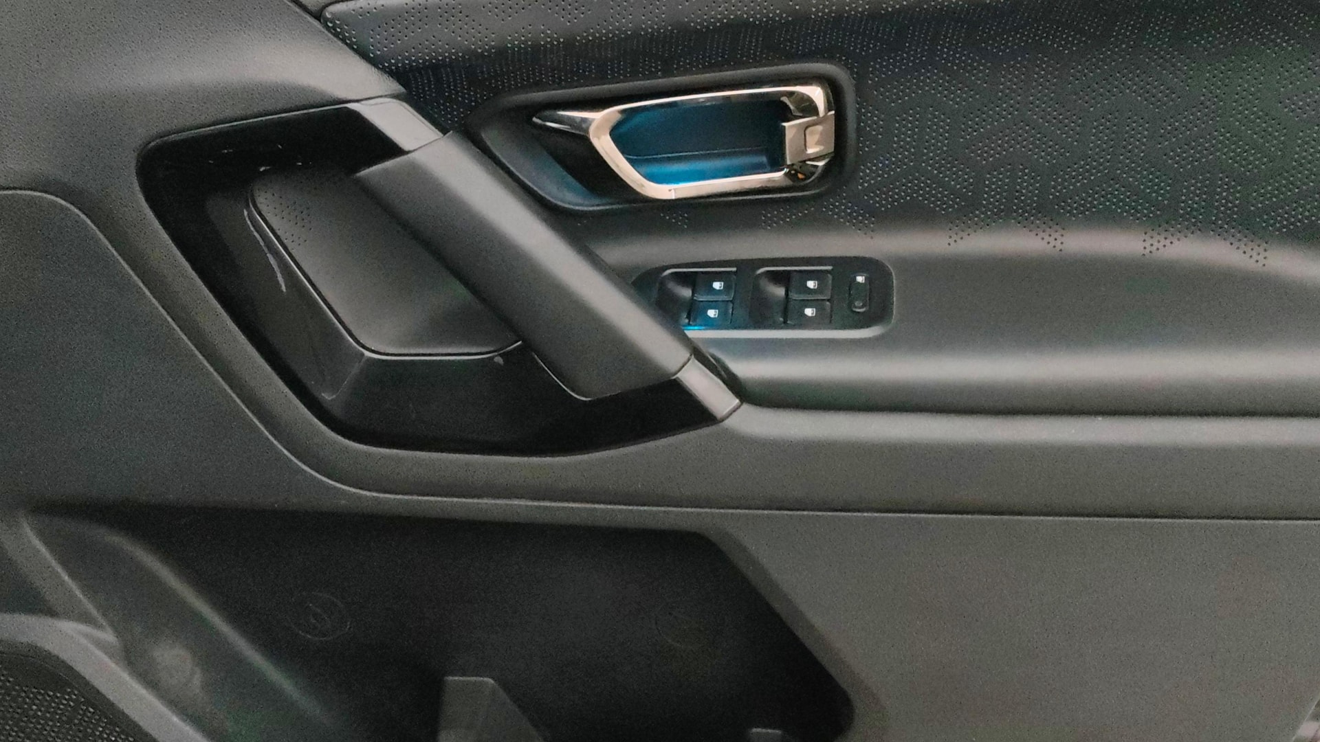 View 2022 Tata Safari XZA Plus Image 41 Used 2022 Tata Safari XZA Plus Image 41