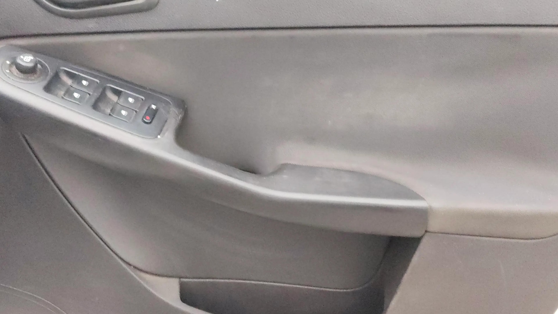 View 2017 Tata Zest XMS Petrol Image 33 Used 2017 Tata Zest XMS Petrol Image 33