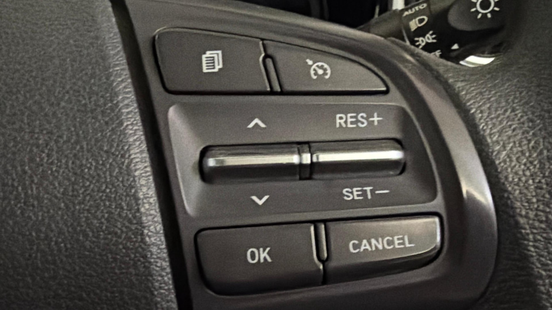 View 2023 Hyundai Grand i10 Nios Sportz Petrol Image 3 Used 2023 Hyundai Grand i10 Nios Sportz Petrol Image 3