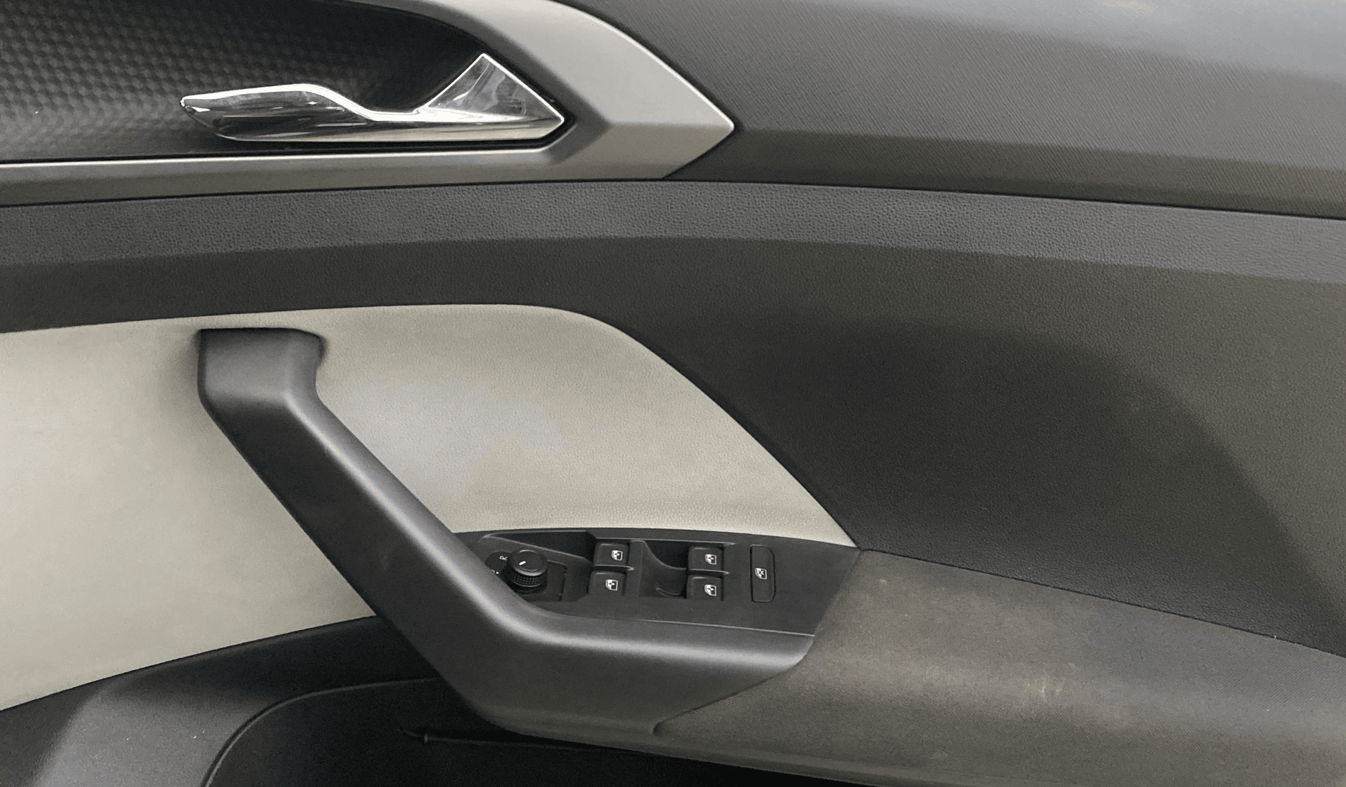 View 2022 Skoda Kushaq Ambition 1.0 TSI MT Image 33 Used 2022 Skoda Kushaq Ambition 1.0 TSI MT Image 33
