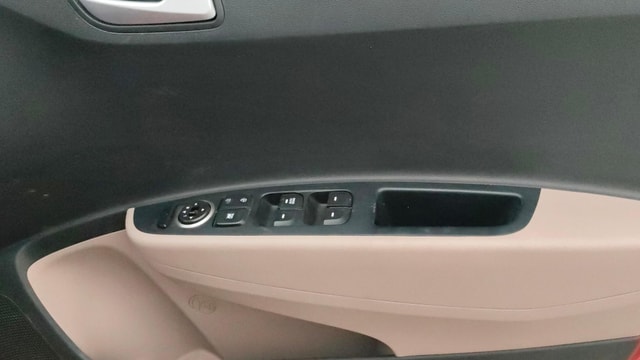 View Hyundai Grand i10 Image 33 Used Hyundai Grand i10 Image 33