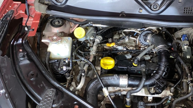 View Nissan Magnite Image 3 Used Nissan Magnite Image 3