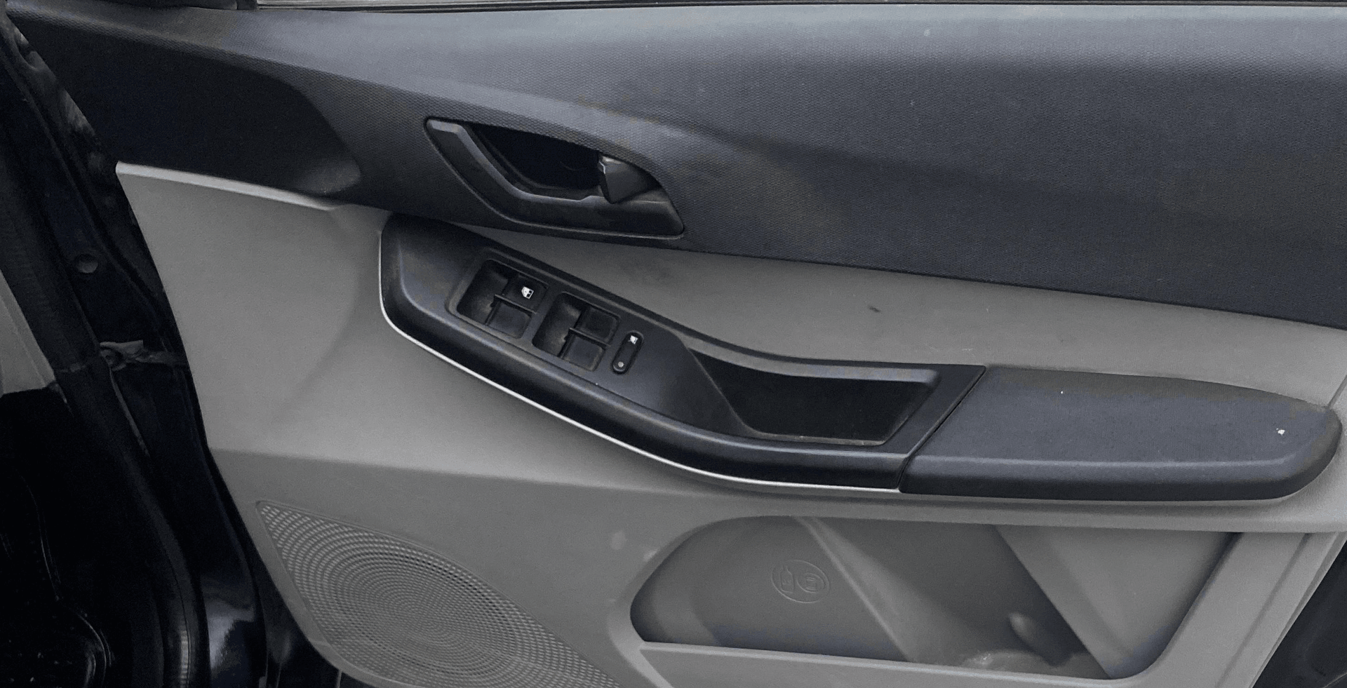 View 2022 Tata Tiago Revotorq XB Image 33 Used 2022 Tata Tiago Revotorq XB Image 33