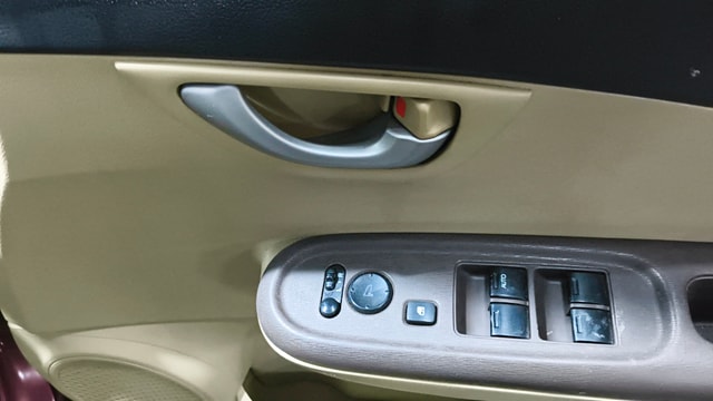 View Honda Amaze Image 33 Used Honda Amaze Image 33