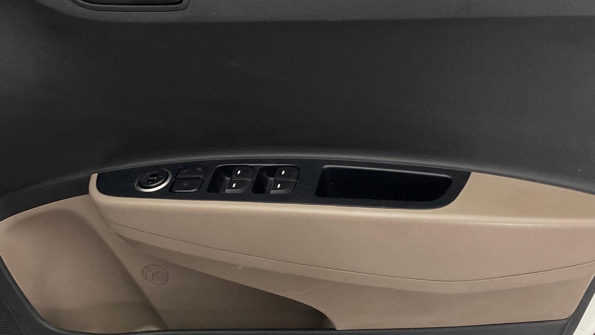 View 2018 Hyundai Grand i10 Magna 1.2 Kappa VTVT Image 32 Used 2018 Hyundai Grand i10 Magna 1.2 Kappa VTVT Image 32