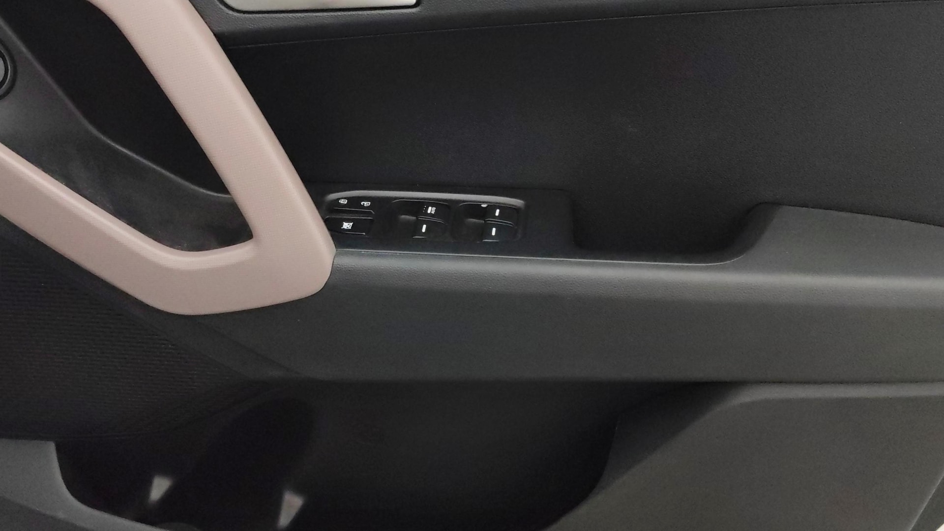 View 2018 Hyundai Creta 1.4 E Diesel Image 40 Used 2018 Hyundai Creta 1.4 E Diesel Image 40