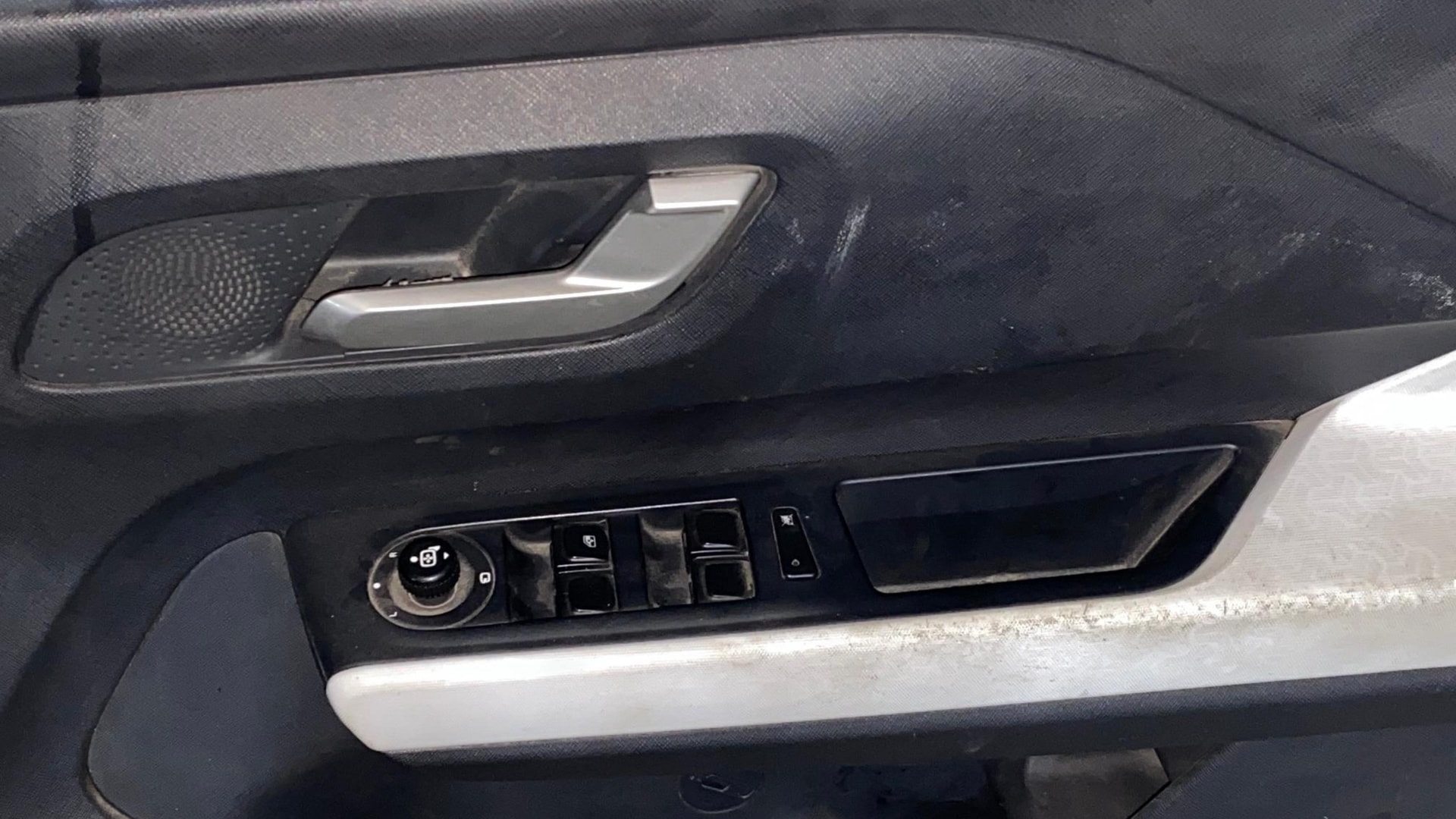 Used 2025 Tata Punch Used 2025 Tata Punch