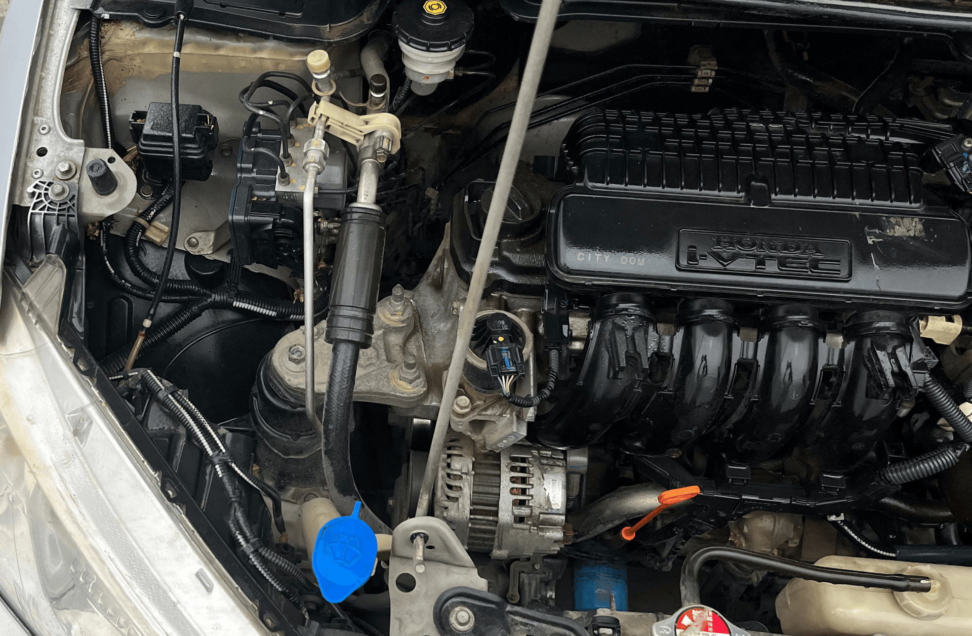 View 2015 Honda City ZX MT Diesel Anniversary Edition Image 3 Used 2015 Honda City ZX MT Diesel Anniversary Edition Image 3