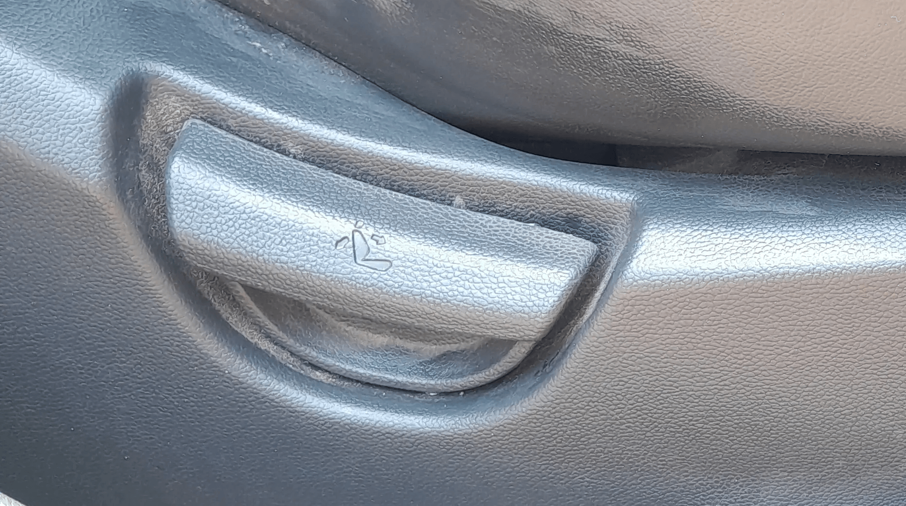 View 2014 Hyundai Grand i10 1.2 Asta Petrol Image 18 Used 2014 Hyundai Grand i10 1.2 Asta Petrol Image 18