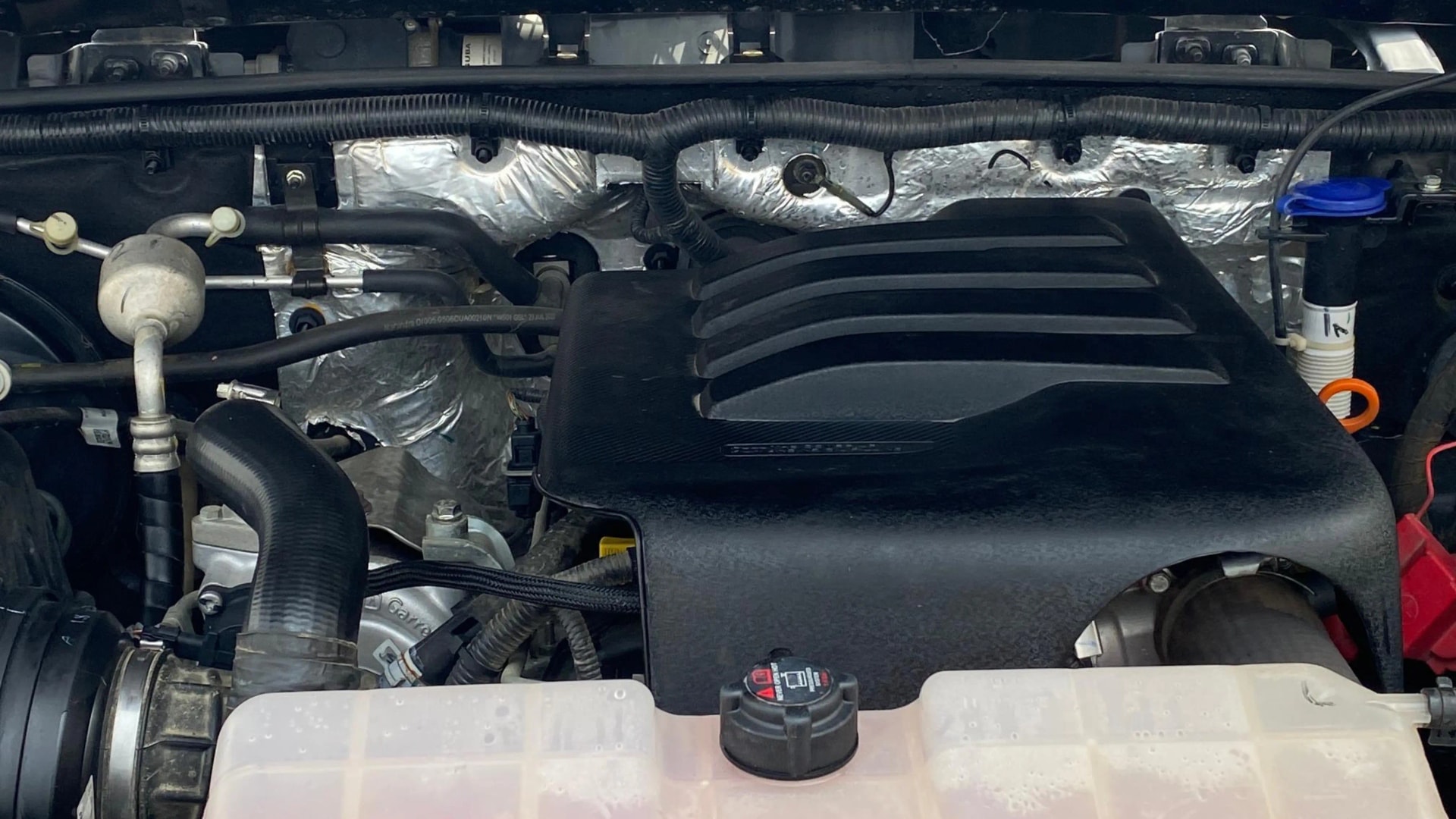 View 2023 Mahindra Thar AX Standard Manual Soft Top 6 Seater Image 39 Used 2023 Mahindra Thar AX Standard Manual Soft Top 6 Seater Image 39