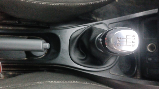 View Renault Duster Image 39 Used Renault Duster Image 39