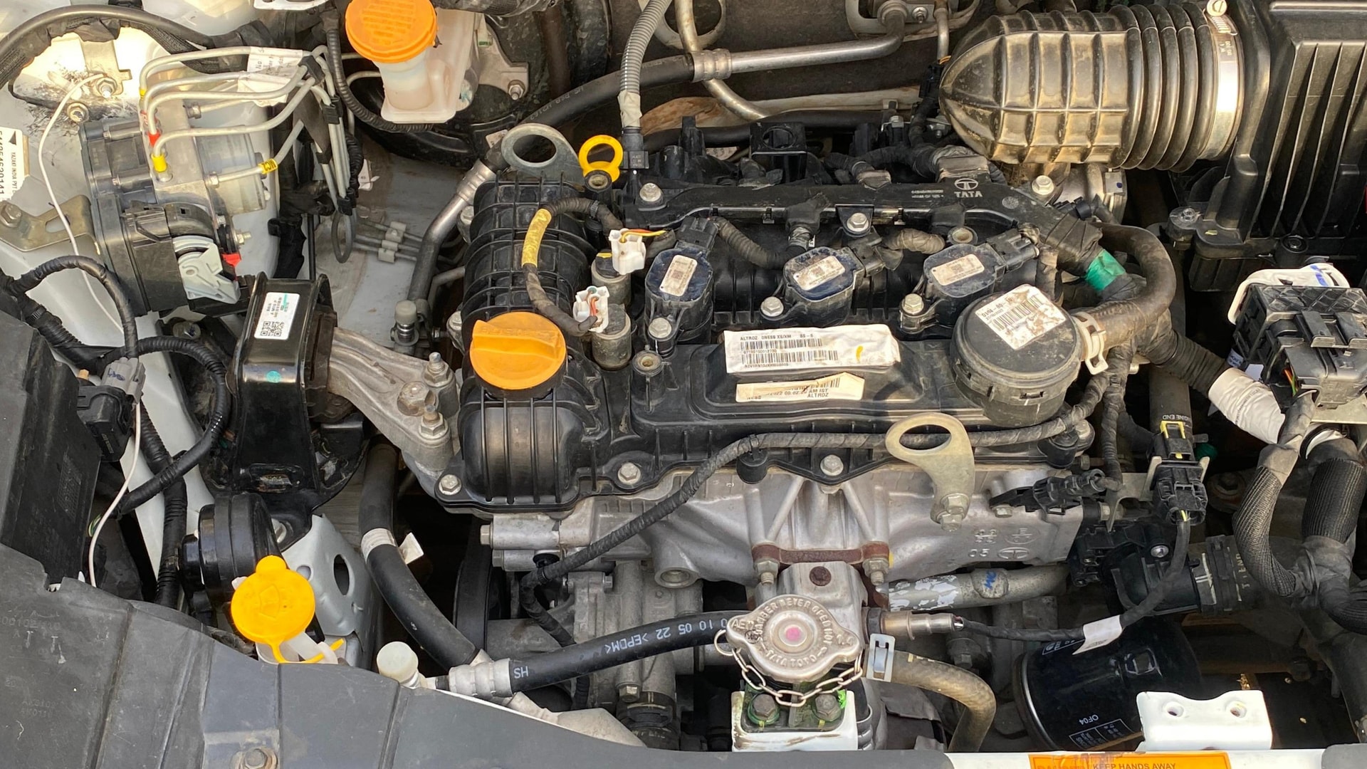 View 2023 Tata Altroz XE Petrol Image 3 Used 2023 Tata Altroz XE Petrol Image 3