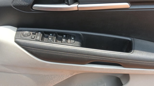 View Kia Sonet Image 35 Used Kia Sonet Image 35