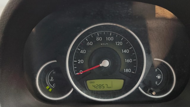View Hyundai EON Image 33 Used Hyundai EON Image 33
