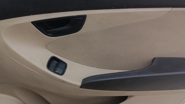 View Hyundai EON Image 32 Used Hyundai EON Image 32