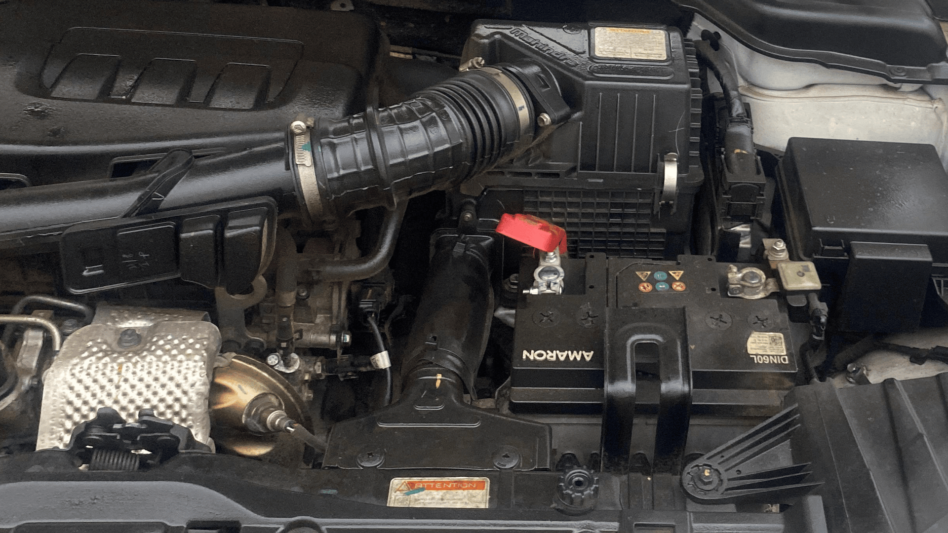 View 2023 Mahindra XUV300 W4 Petrol BS IV Image 28 Used 2023 Mahindra XUV300 W4 Petrol BS IV Image 28