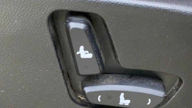 View MG Hector Plus Image 12 Used MG Hector Plus Image 12