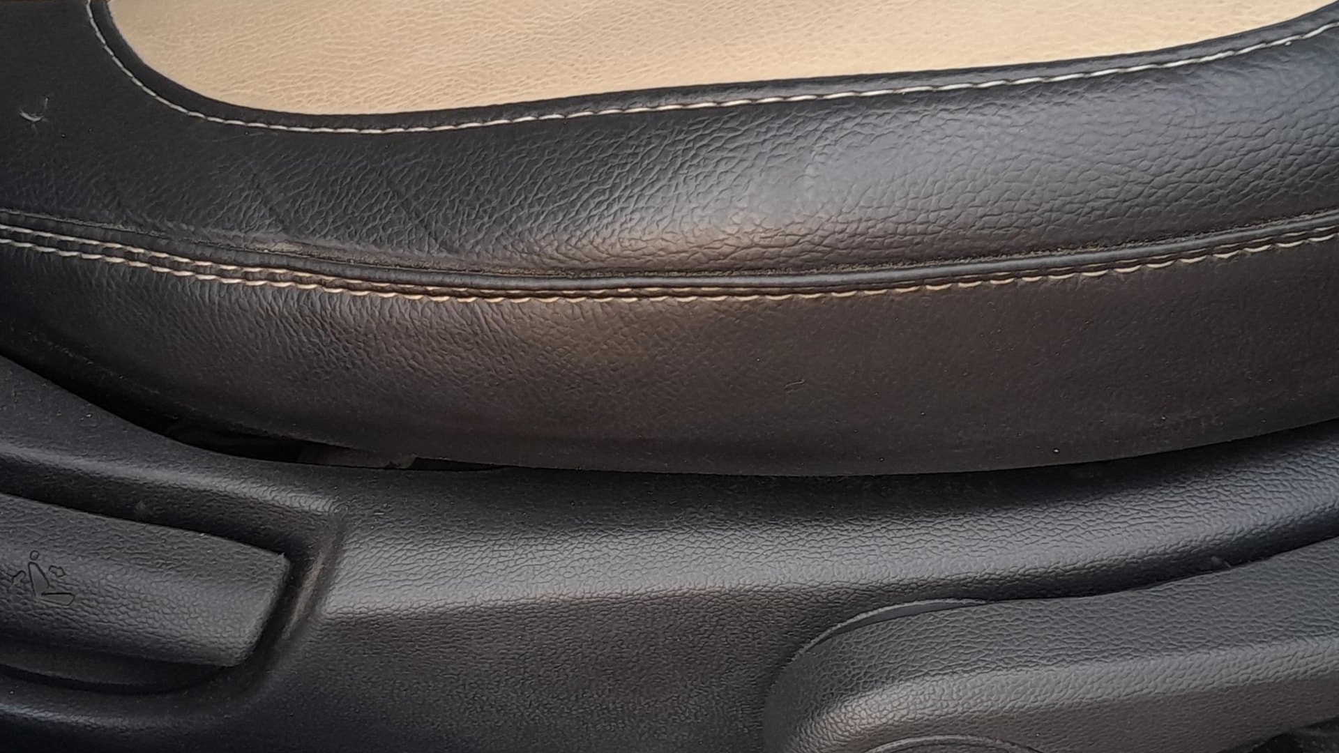 View 2014 Hyundai Xcent S AT (O) Petrol Image 18 Used 2014 Hyundai Xcent S AT (O) Petrol Image 18