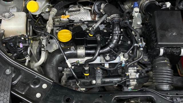 View Nissan Magnite Image 4 Used Nissan Magnite Image 4