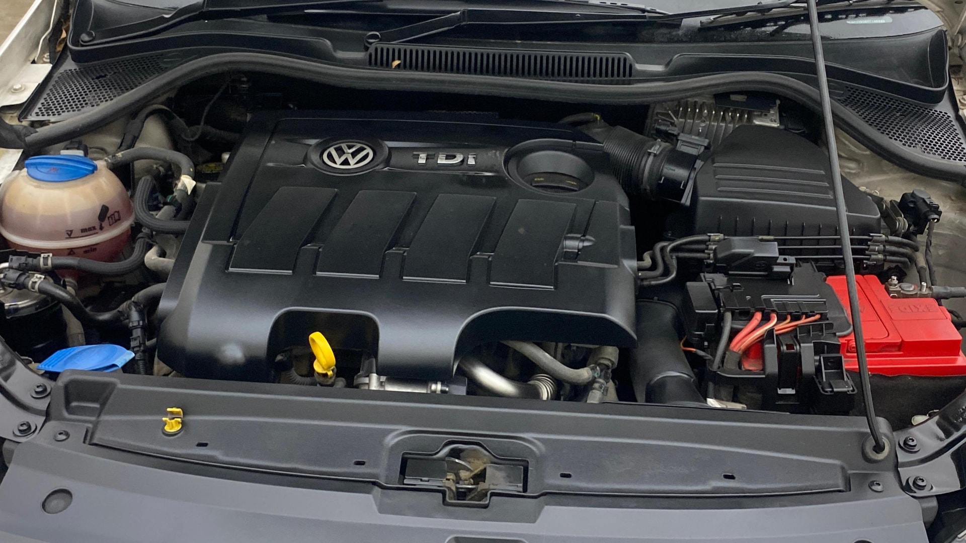View 2017 Volkswagen Vento 1.2 L TSI Comfortline Petrol AT Image 41 Used 2017 Volkswagen Vento 1.2 L TSI Comfortline Petrol AT Image 41