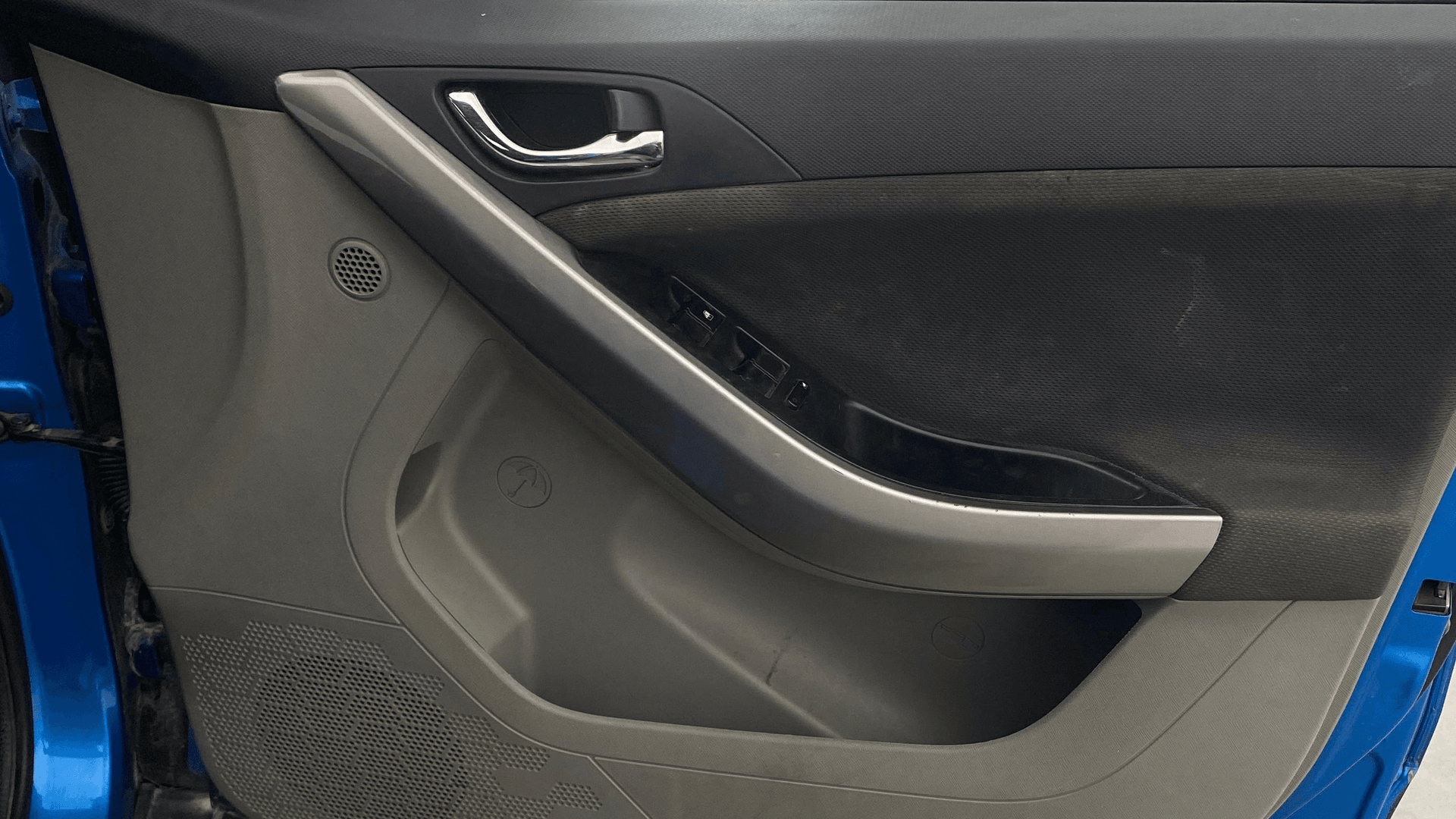 View 2019 Tata Nexon Revotron XE Image 33 Used 2019 Tata Nexon Revotron XE Image 33