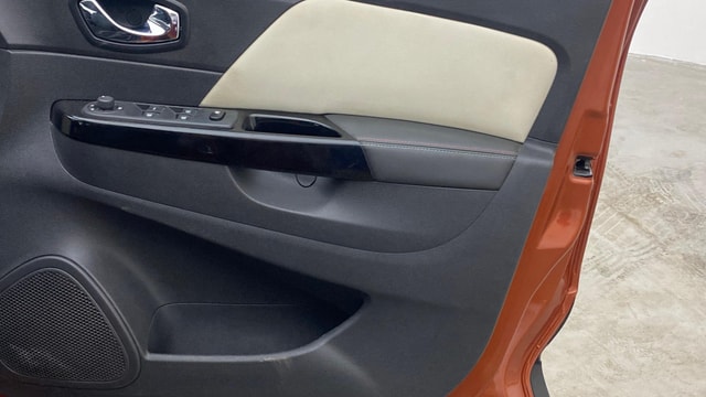 View Renault Captur Image 33 Used Renault Captur Image 33
