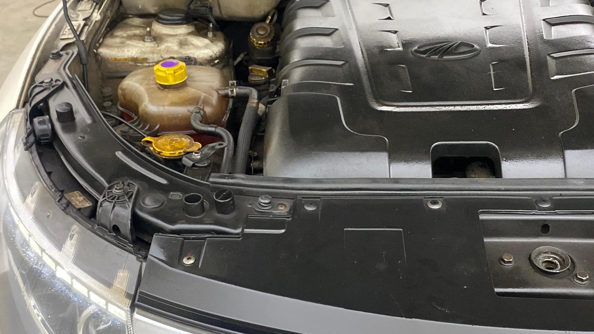 Used 2021 Mahindra XUV500 Used 2021 Mahindra XUV500