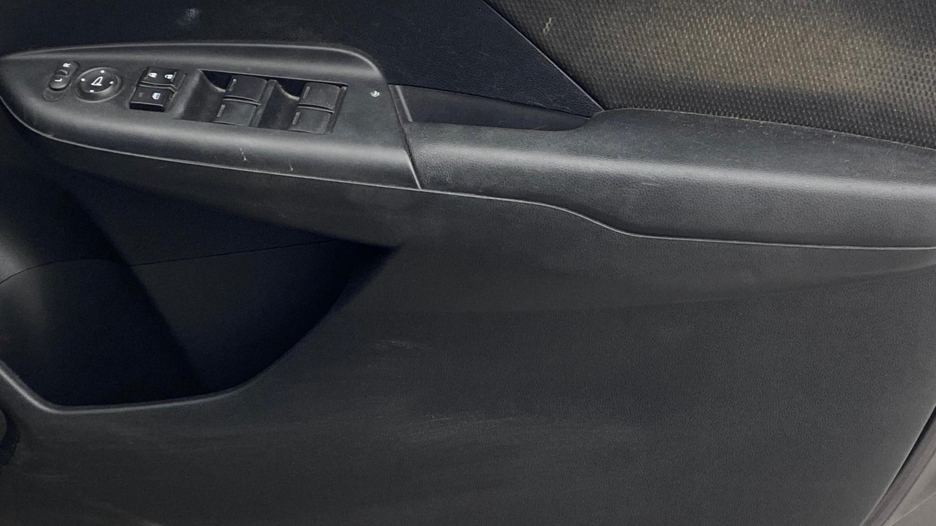 View 2019 Honda WR-V S MT Diesel Edge Edition Image 33 Used 2019 Honda WR-V S MT Diesel Edge Edition Image 33