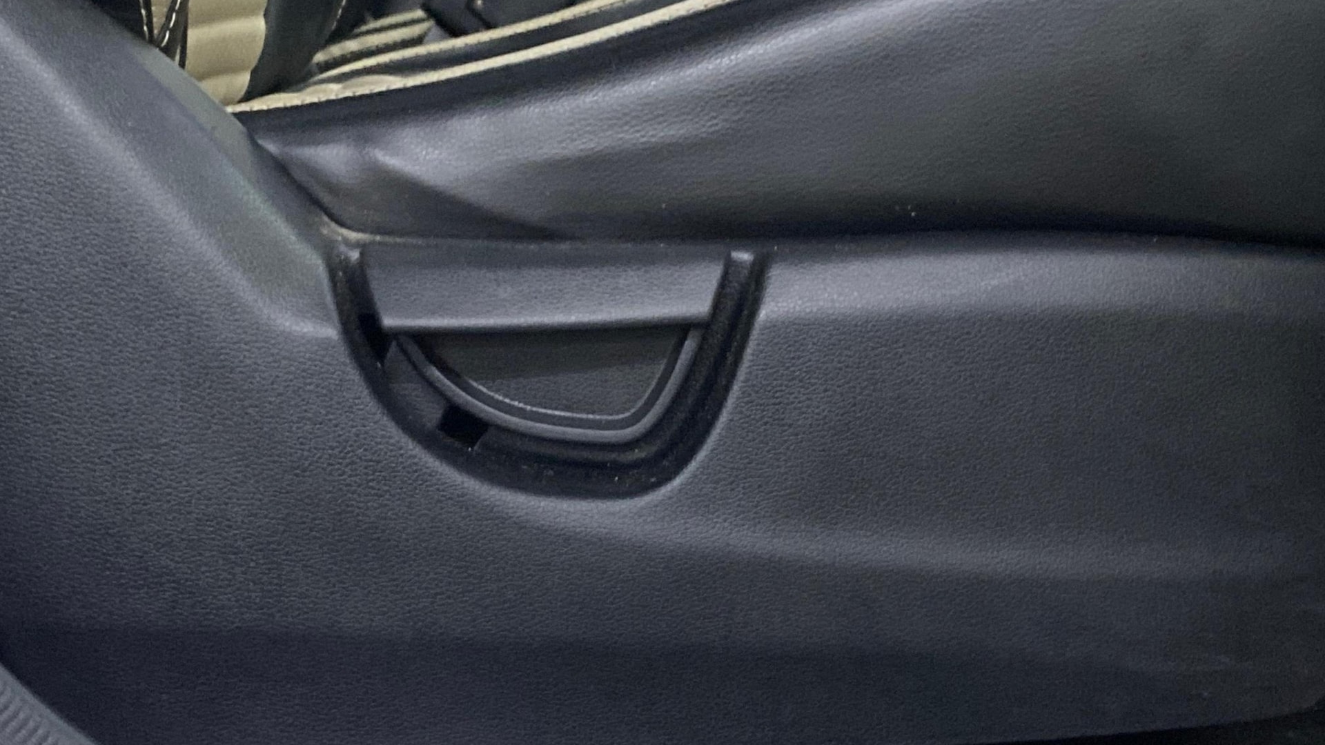 View 2019 Hyundai New Santro D-Lite Petrol Image 18 Used 2019 Hyundai New Santro D-Lite Petrol Image 18